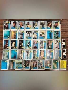 Jaws 3-D Vintage Trading Card Lot 1983 comes with 3-D Glasses Not Complete Set.